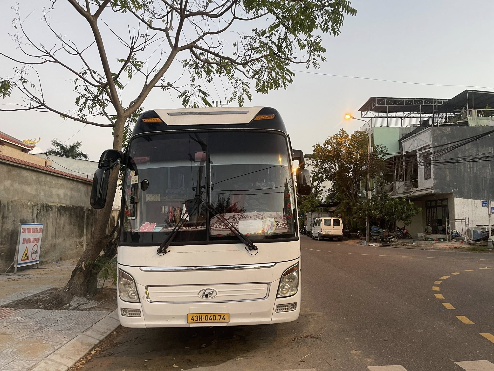 Dịch vụ xe 45 chỗ - Ảnh 2