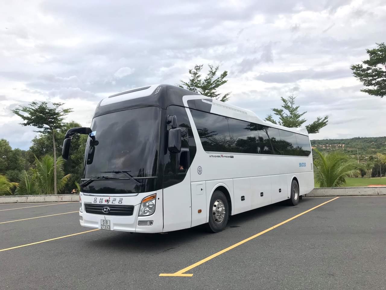 Hyundai Universe 45 chỗ